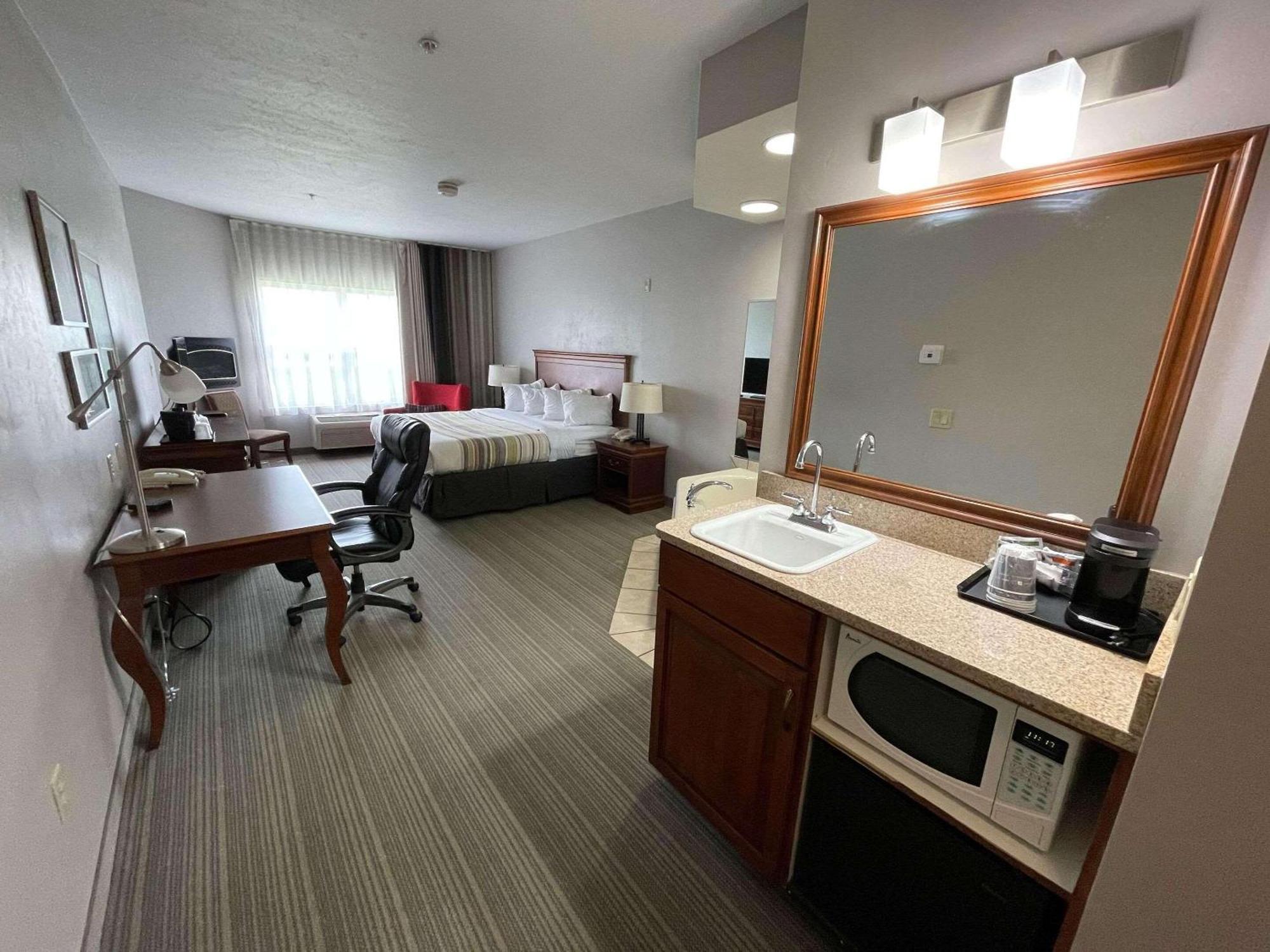 Country Inn & Suites By Radisson, Appleton North, Wi Little Chute Εξωτερικό φωτογραφία