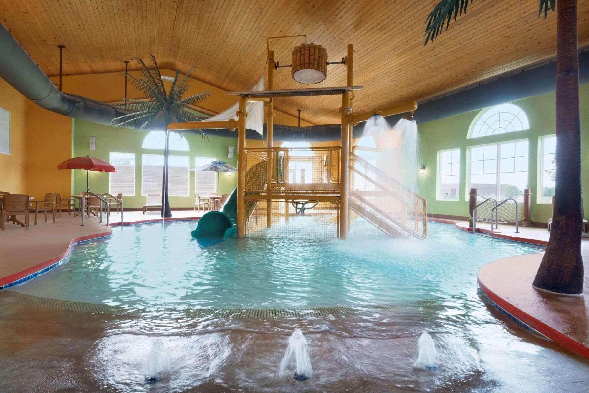 Country Inn & Suites By Radisson, Appleton North, Wi Little Chute Εξωτερικό φωτογραφία
