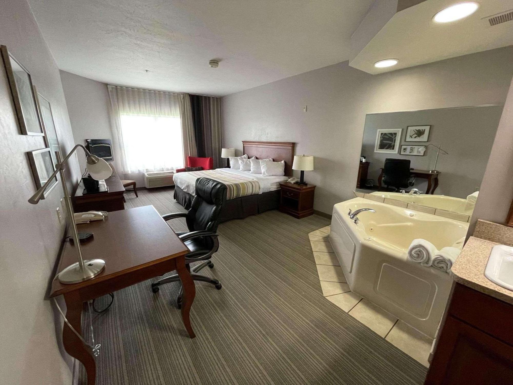 Country Inn & Suites By Radisson, Appleton North, Wi Little Chute Εξωτερικό φωτογραφία